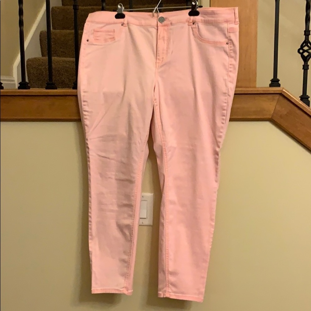 Maurice’s Coral/Peach Colored Jeggings Size 22